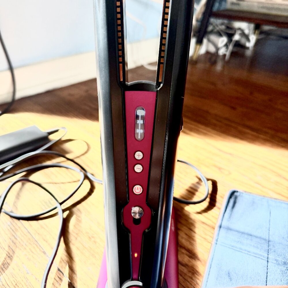 Dyson Corrale hair straightener Black Fuchsia - Like New - Picture 4 of 14